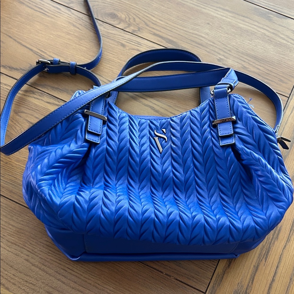 Elegant Blue Quilted simply Vera Shoulder Bag